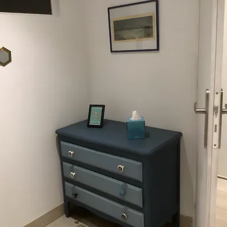 Coquet Independant Sur L'ile Saint-Georges-d'Oleron